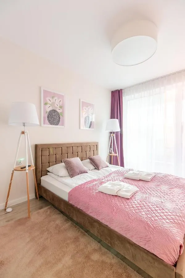 Apartment Whiteblue 56 Apartamenty Blizej Morza Kolobrzeg