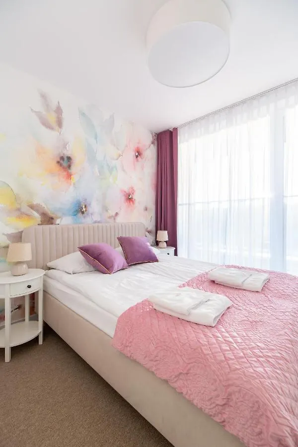Apartment Whiteblue 56 Apartamenty Blizej Morza Kolobrzeg